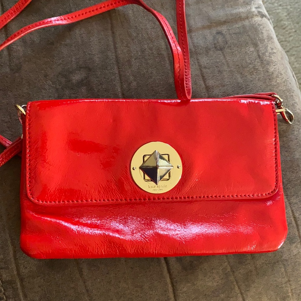 Red Kate Spade crossbody
